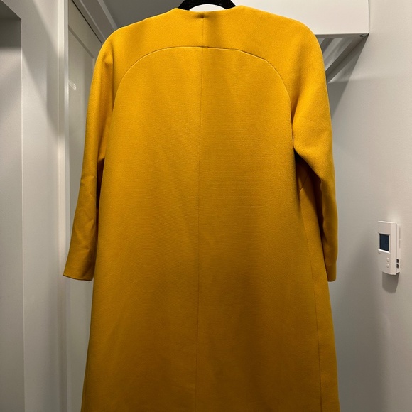 Sinequanone saffron coat with black ties 3/4 length arms - Picture 8 of 9